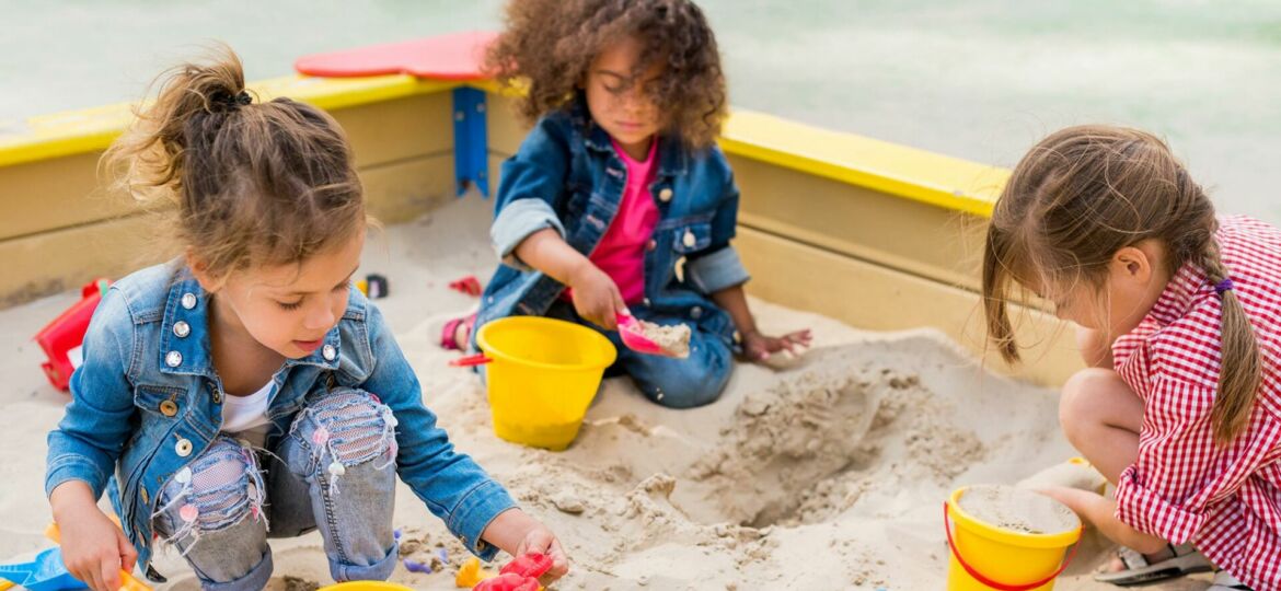 Introbild Hörer helfen Kindern unterstützt die Bürgerstiftung Hamburg